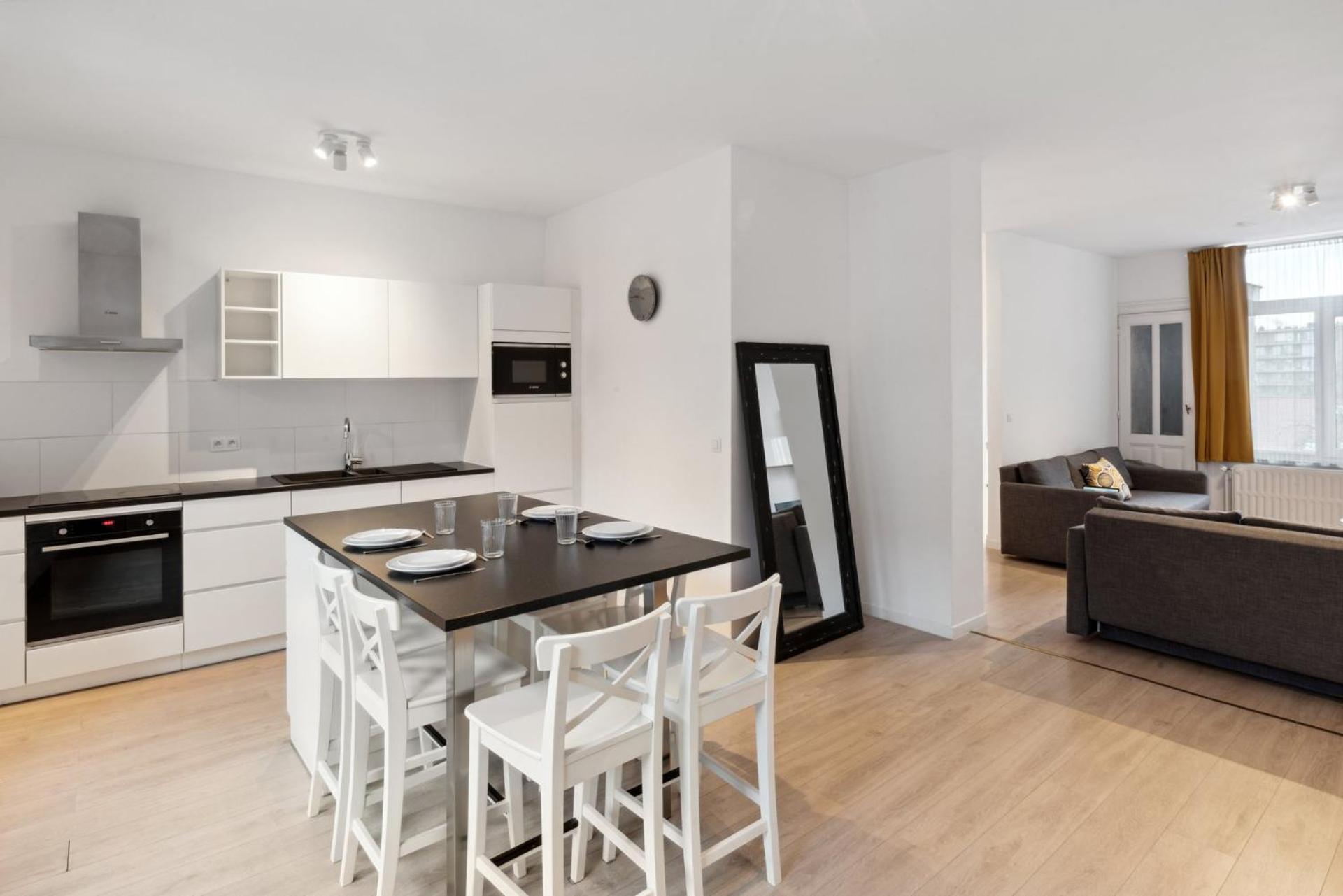 Apartment In Brussels, Degroux By Homenhancement Sa Exteriör bild